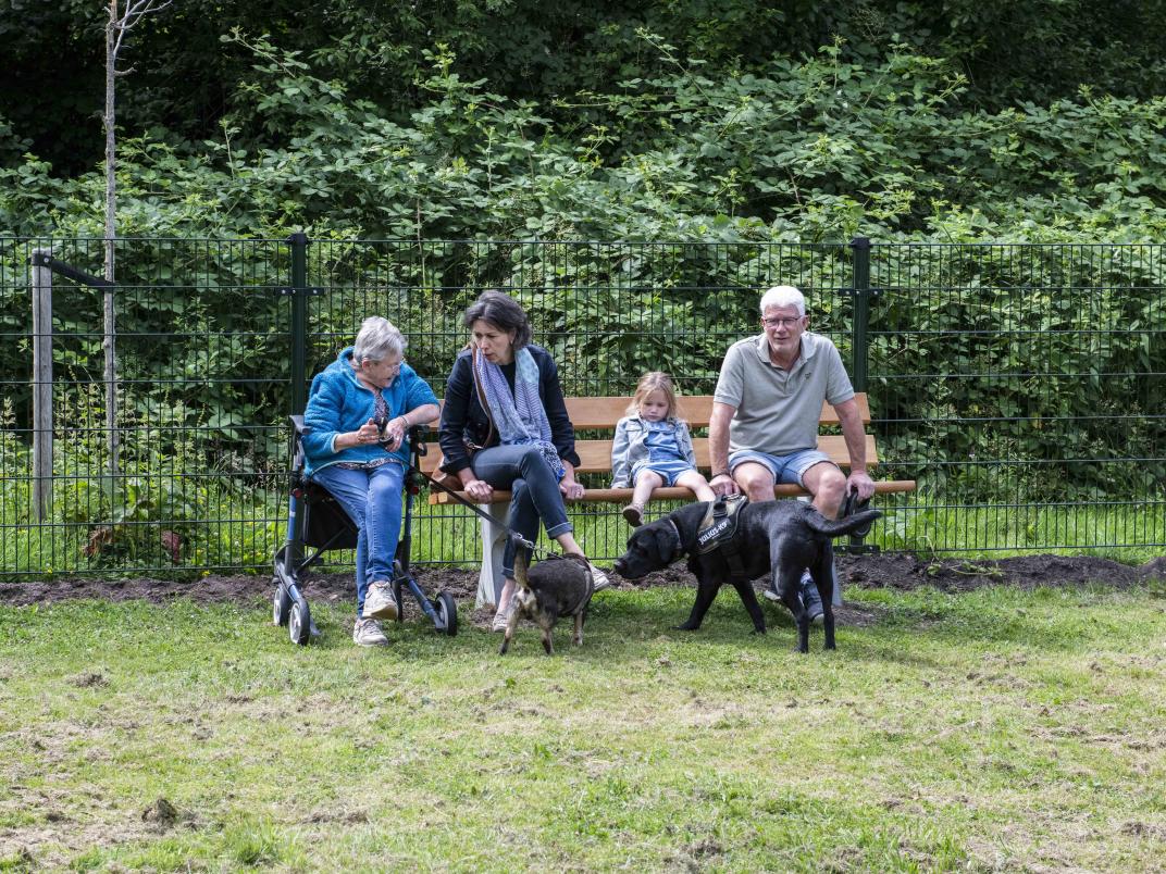 Gemeente Epe opening hondenuitlaatveld Slotgraskamp