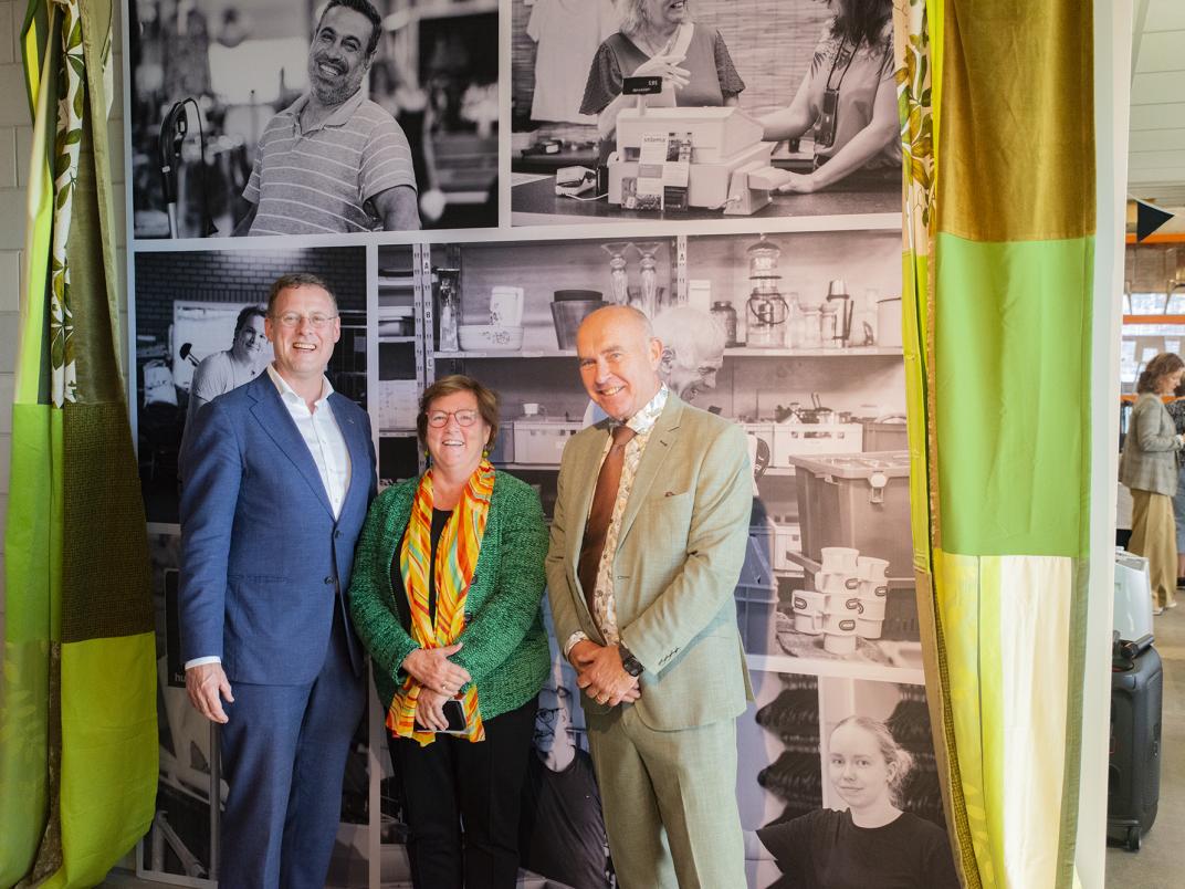 Wethouder Maarten Heere, Circulus-directeur Lisette Bosch en wethouder Jan van Limburg